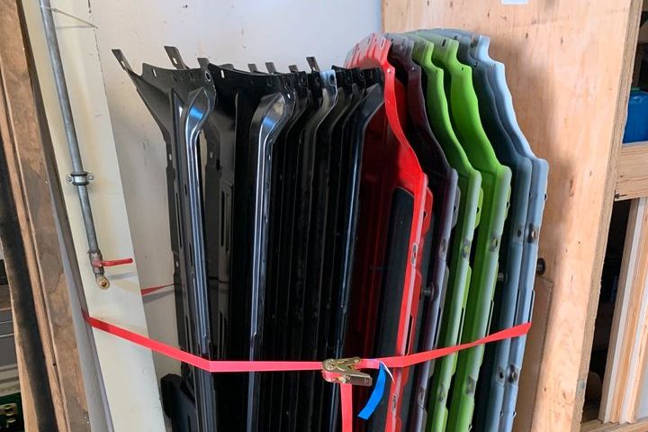 Motorhauben, Verkleidungen, etc.
